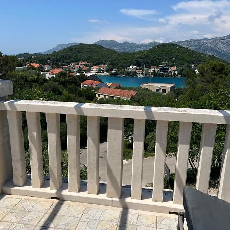 Apartmani Luka Zrnovo 외부 사진