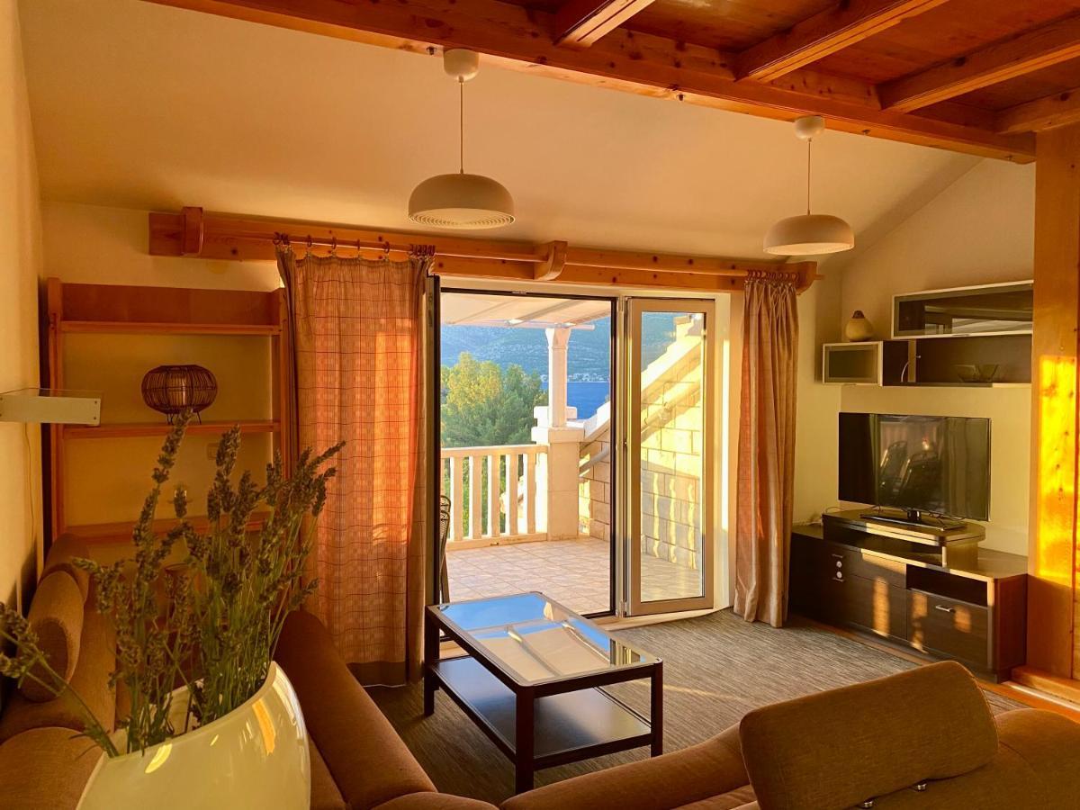 Apartmani Luka Zrnovo 외부 사진