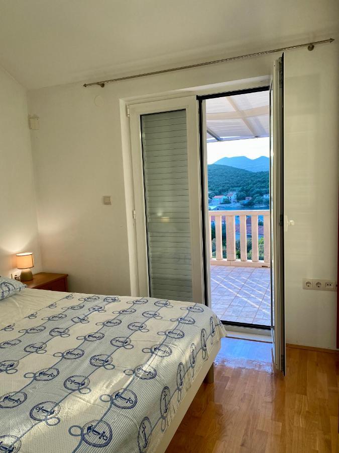 Apartmani Luka Zrnovo 외부 사진