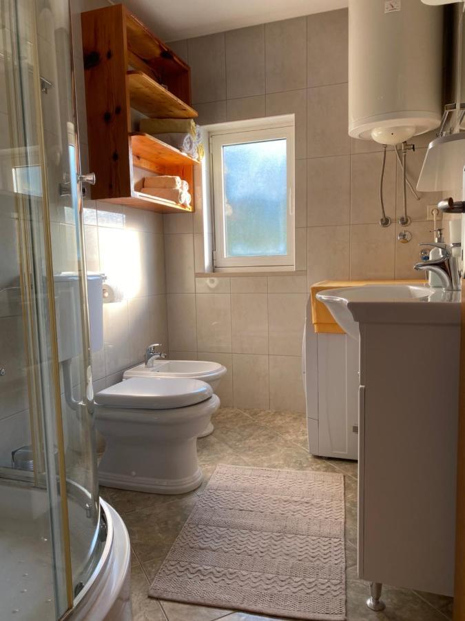 Apartmani Luka Zrnovo 외부 사진