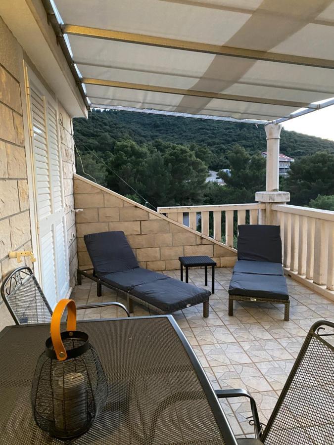 Apartmani Luka Zrnovo 외부 사진
